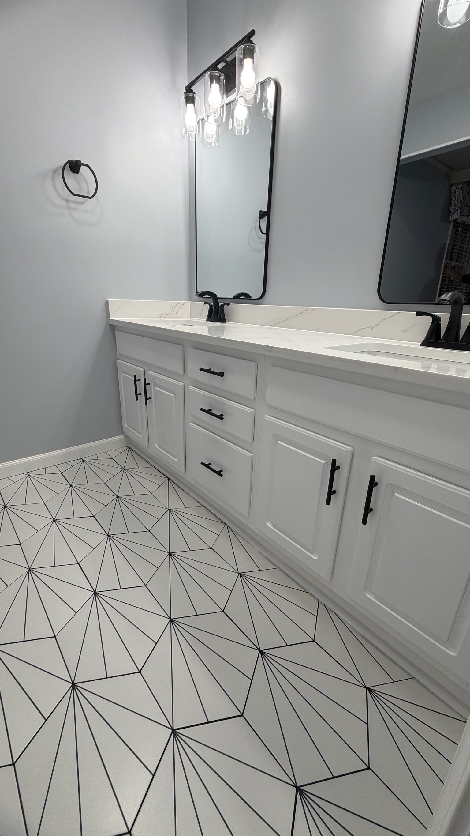 Tile Bath-to-Shower Conversion with Epoxy Grout in Anderson, SC